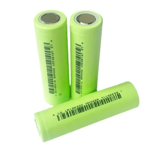 pile 3.7 V 2500 mAh minimum 10C